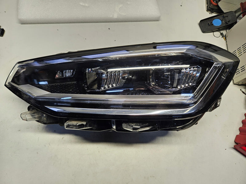 LE kompletny led Vw Sportsvan 517941035C 2020r