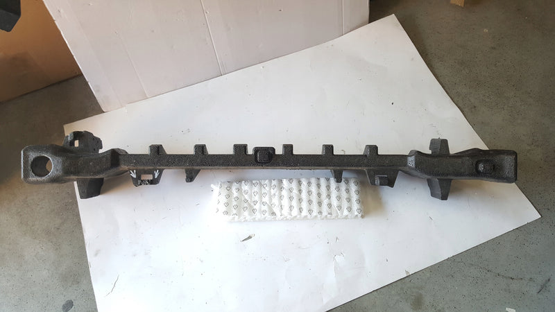 Absorber pianka zderzaka przedniego SEAT TARRACO 5FJ807248 demontaż