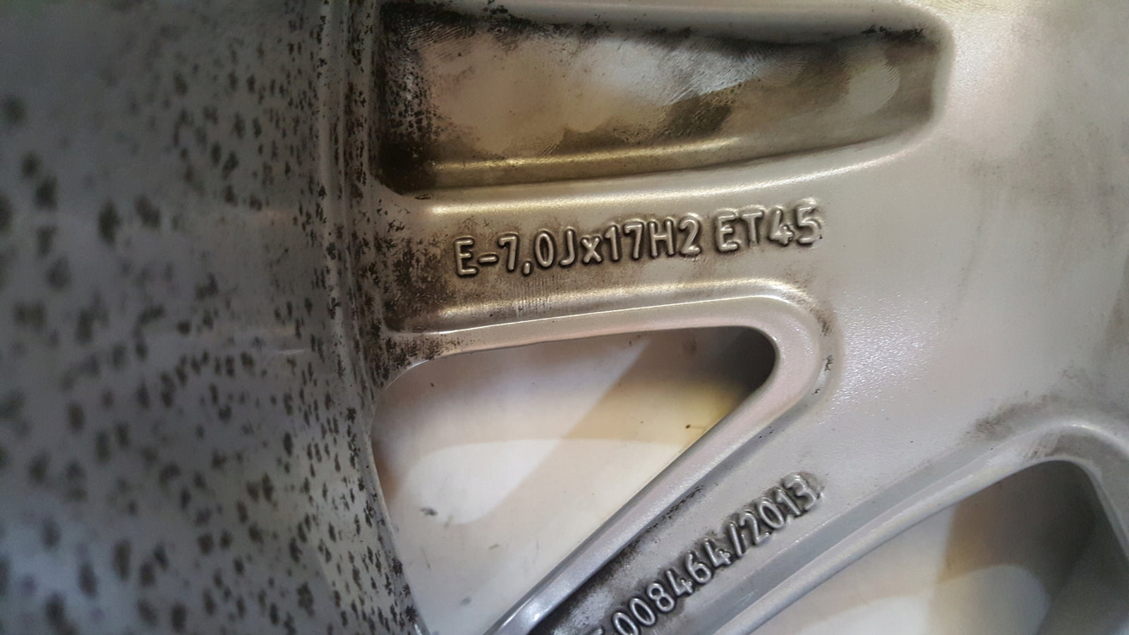 AUDI Q2 SQ2 81A FELGA 81A601025 C 7JX17 ET45