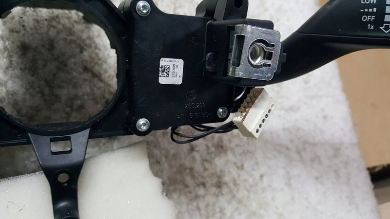 Przełączniki pod kierownicę AUDI A1 8X 8X0953521AE
