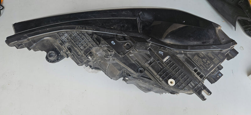 kompletny prawy Matrix AUDI A6 C8 4K0941036 IDEAŁ
