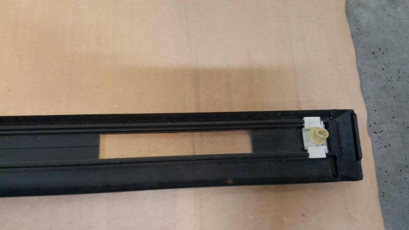 LISTWA DRZWI M-PAKIET LEWY PRZÓD BMW E36 51132262113
