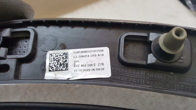 Listwa drzwi prawy tył AUDI E-TRON 4KE854820A 4KE853026E demontaż