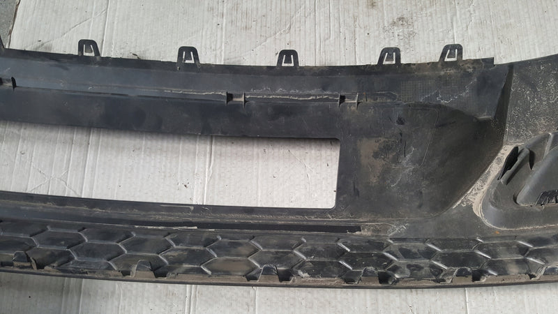 Dokładka spoiler zderzaka tył AUDI A3 S-LINE sedan 8Y5807521B demontaż
