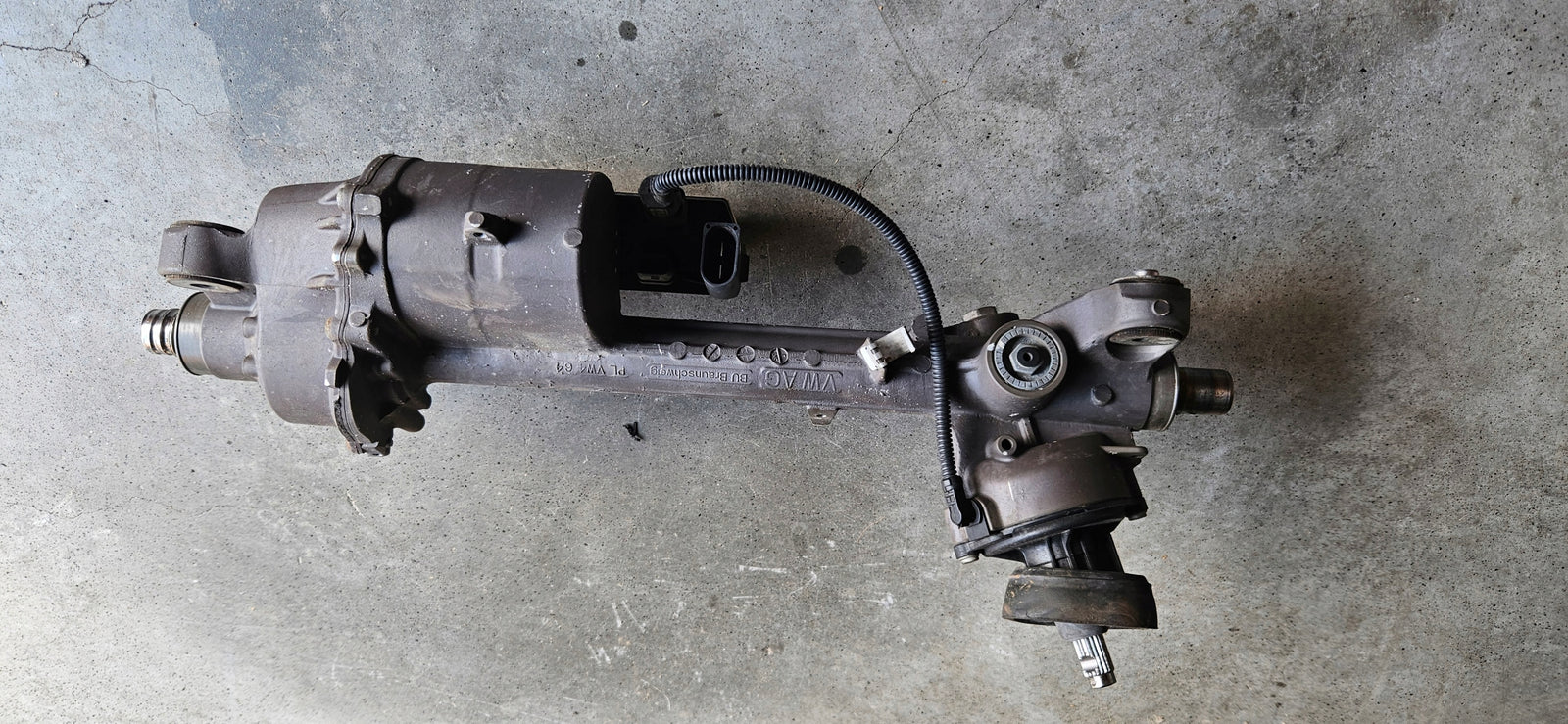 układ kierowniczy AUDI 5N1423050AJ 5N1909144R IDEAŁ