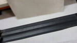 Listwa zgarniająca prawy przód AUDI A4 (B9) RS4 8W0853284D demontaż