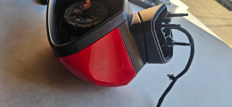 Pr Lusterko zewn AUDI Q2 81B857410 14 pinów IDEAŁ