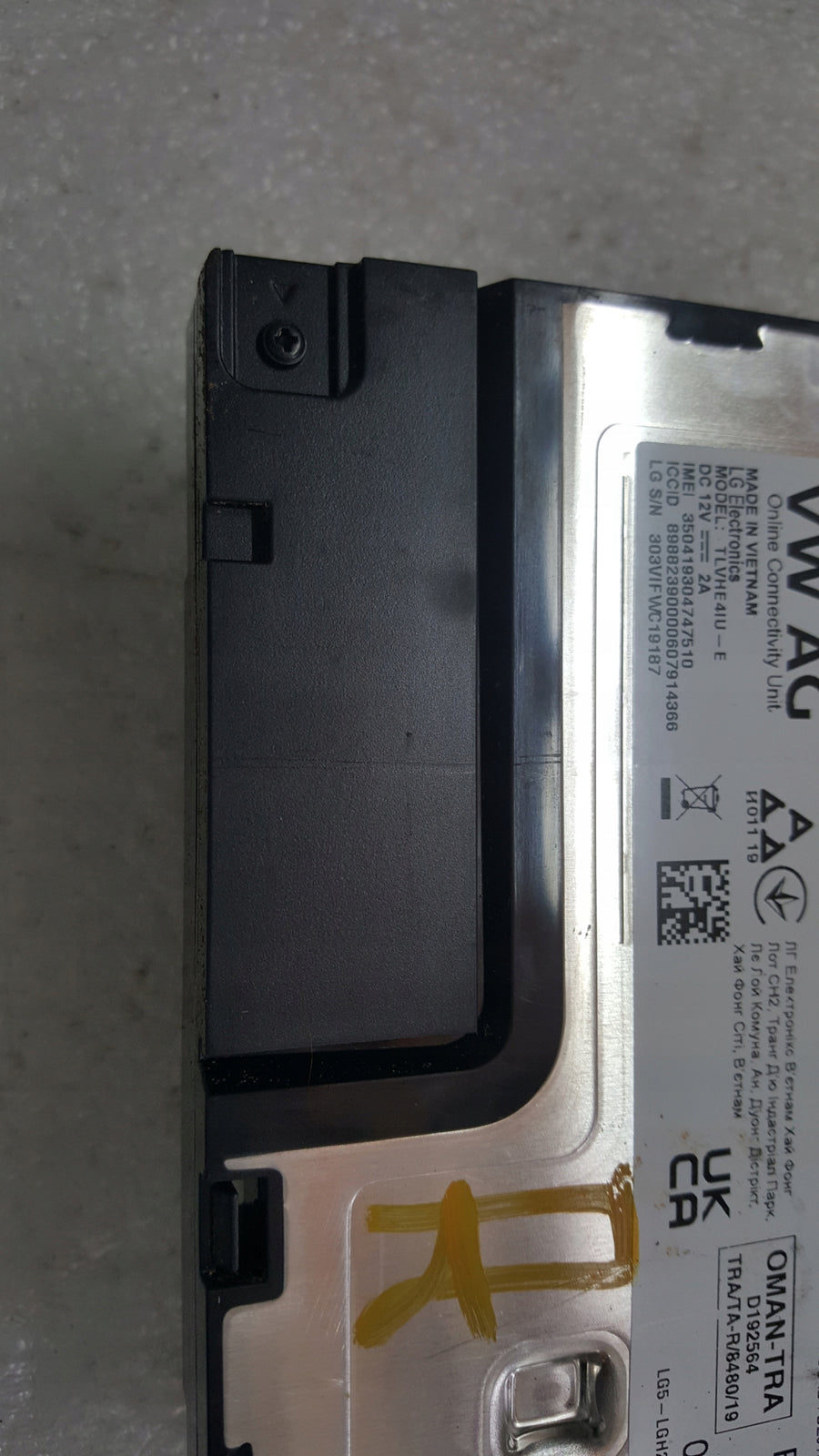 Moduł usług ON LINE VW AUDI SEAT SKODA 10A035284H demontaż