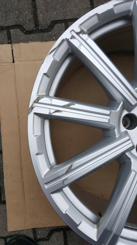 AUDI Q7 SQ7 4M0 FELGA ALUMINIOWA 9J x 20 ET 33 5x112 OE 4M0601025AD