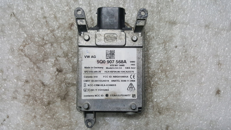 Asystent zmiany pasa ruchu lewa strona AUDI A3 RS3 5Q0907568A demontaż