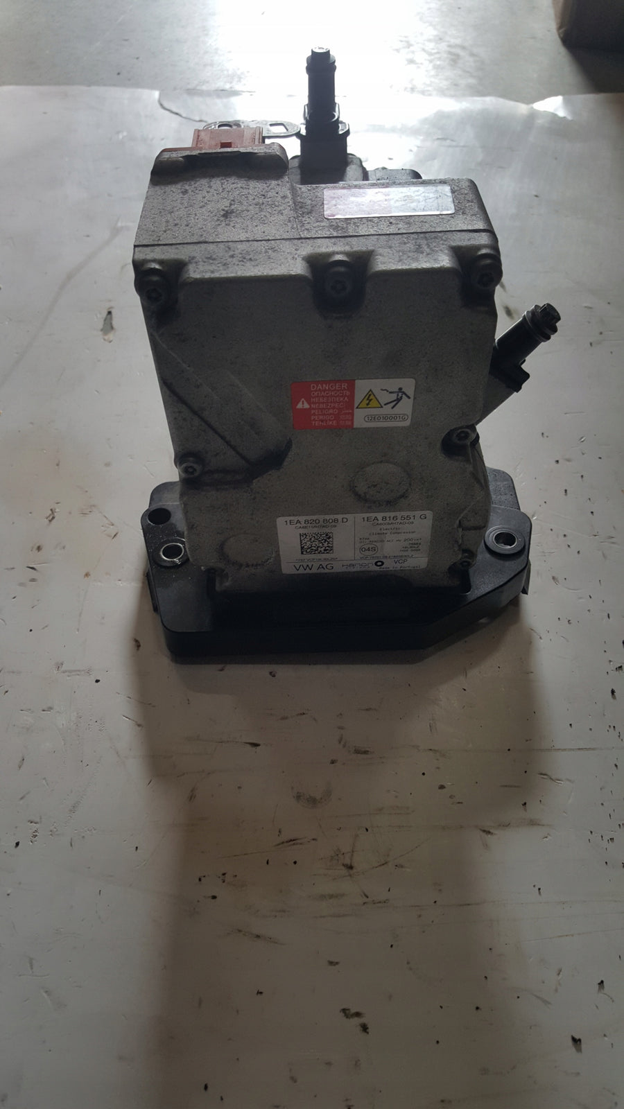 6855e24bc37a0390db0a2e911e3ad344