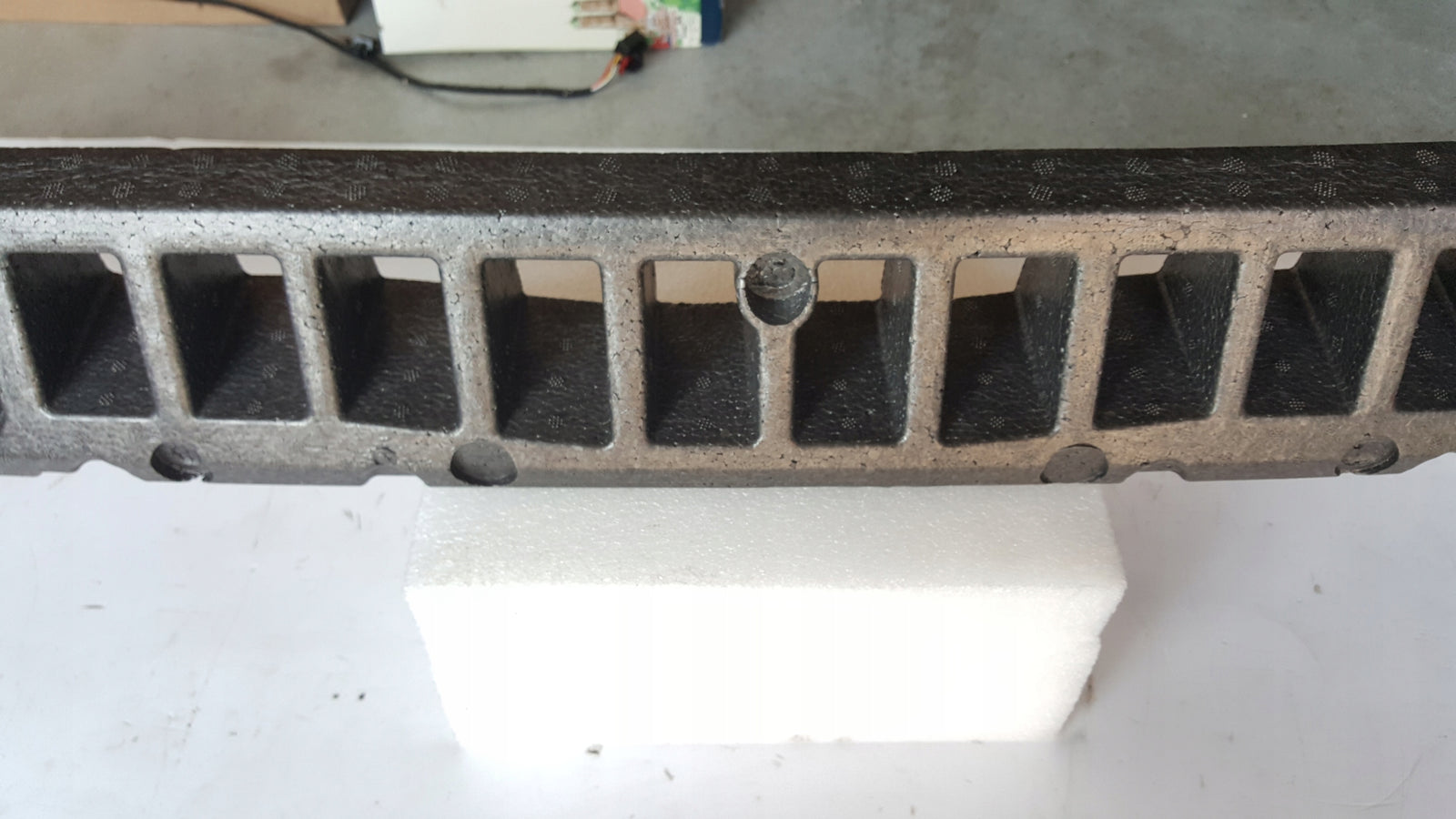 NOWY ORYGINALNY absorber zderzaka przedniego VW PASSAT B8 lift 3G0807251D