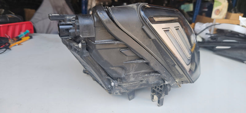 kompletny prawy Matrix AUDI A6 C8 4K0941036 IDEAŁ