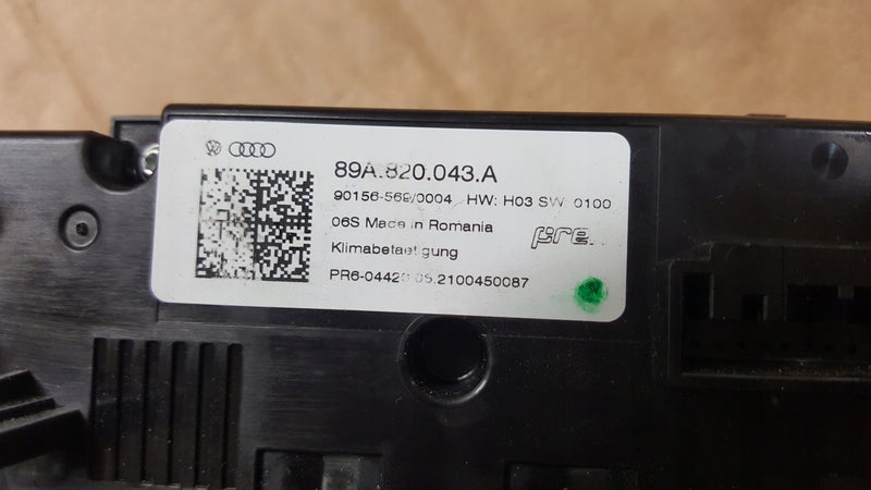 PANEL KLIMATYZACJI AUDI Q4 E-TRON 89A820043A