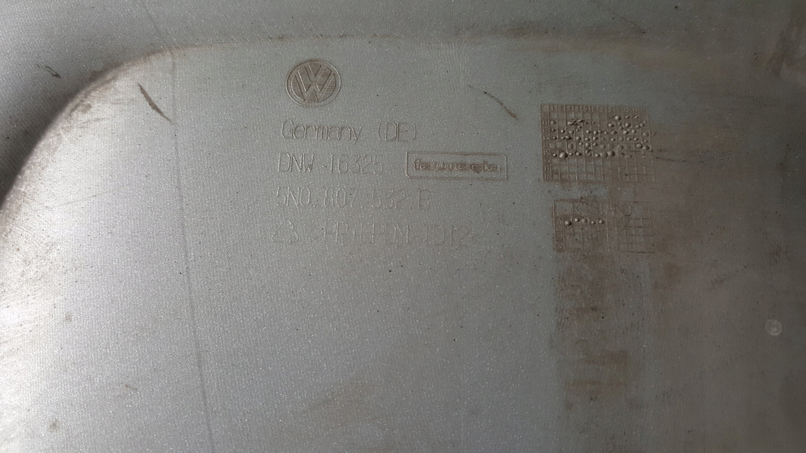 TIGUAN 5N LIFT CROSS PODŁOGA OSŁONA POD ZDERZAK PRZÓD 5N0807532B