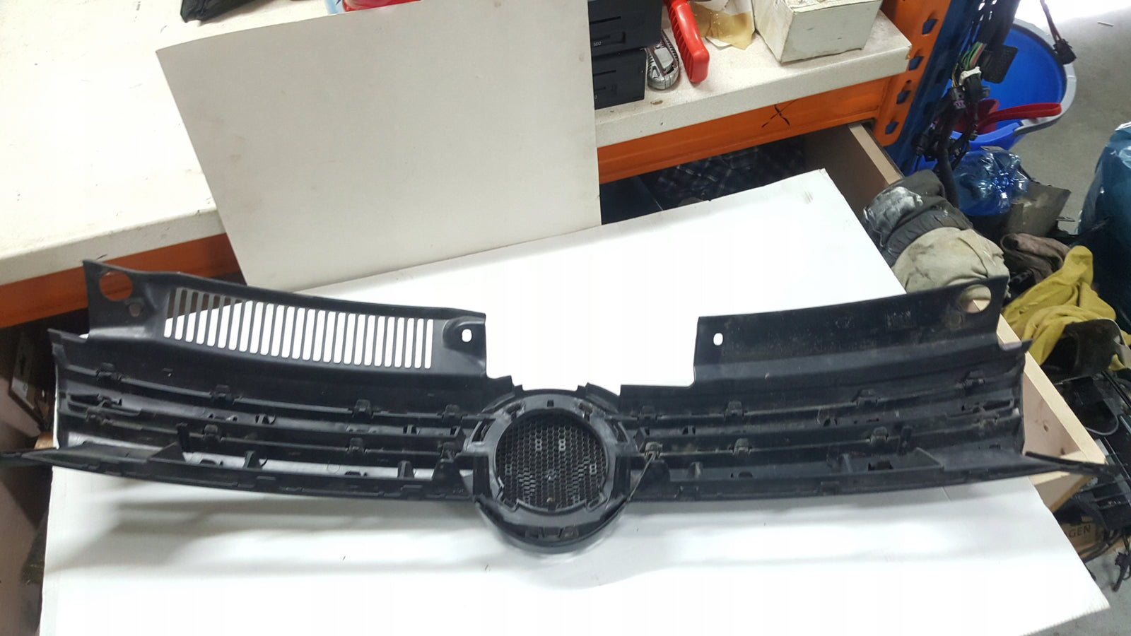 Atrapa grill VW GOLF VI 1K9853651A demontaż
