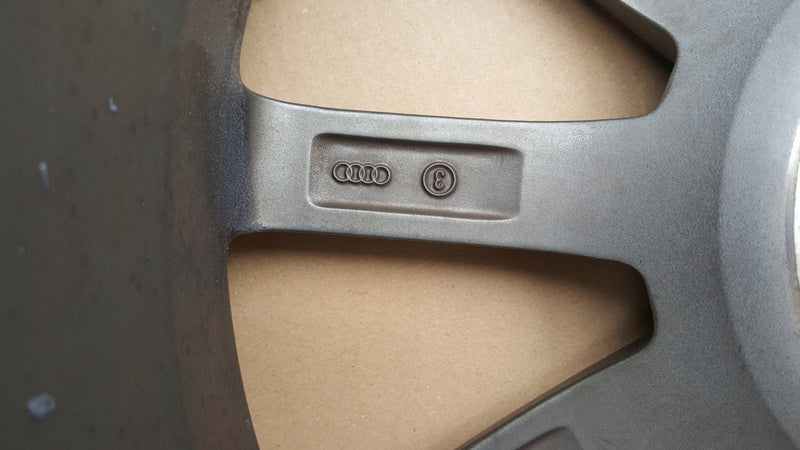 Felga Audi A3 S3 R18 7.5J ET51 5x112 8V0601025AL 8V0601025AM