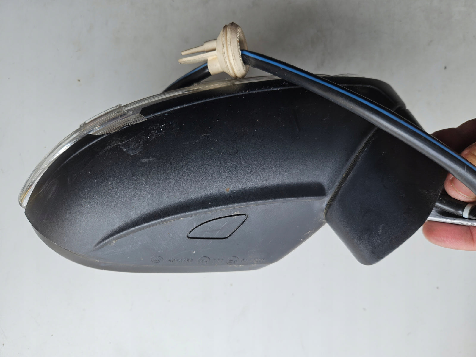 Pr Lusterko Vw Touran 5TB857502 6pin