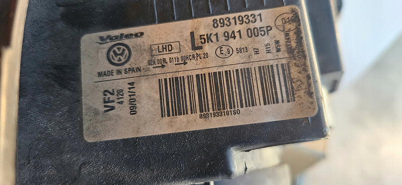 Le reflektor wraz z platformą mocującą Vw Golf 6 5K1941005P 2014r IDEAŁ