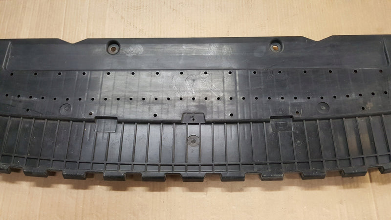 Audi OE 8T0807611C osłona płyta pod zderzak