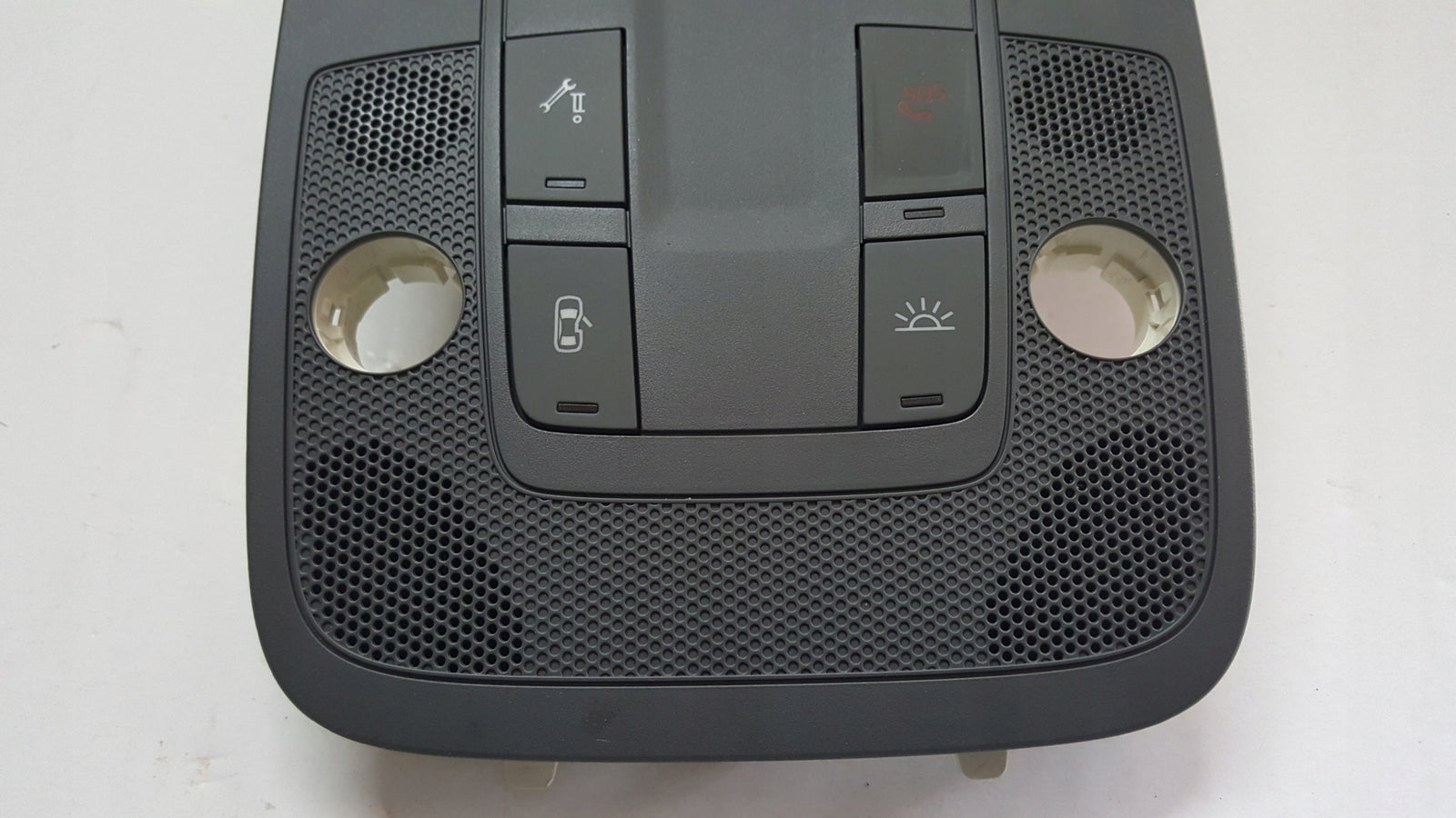 Lampka podsufitki AUDI A3 8Y0947135E AZ3 demontaż