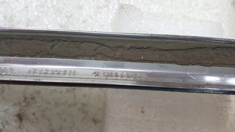AUDI A6 C6 LIFT 08- OZDOBNA LISTWA CHROM ZDERZAKA PRZÓD LEWA 4F0853065