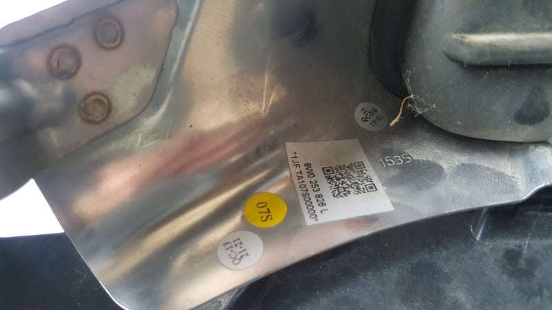 Prawa końcówka wydechu + uchwyt AUDI 8W0253826L 8W0807348E demontaż