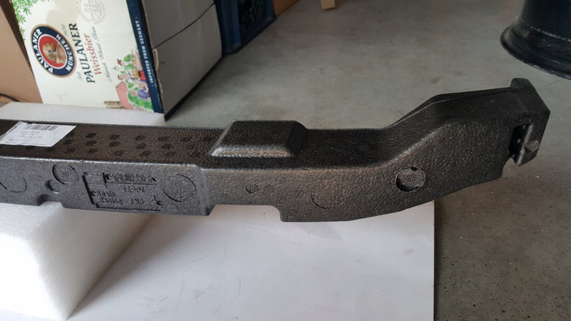 NOWY ORYGINALNY absorber zderzaka przedniego SEAT LEON 5F0807251G