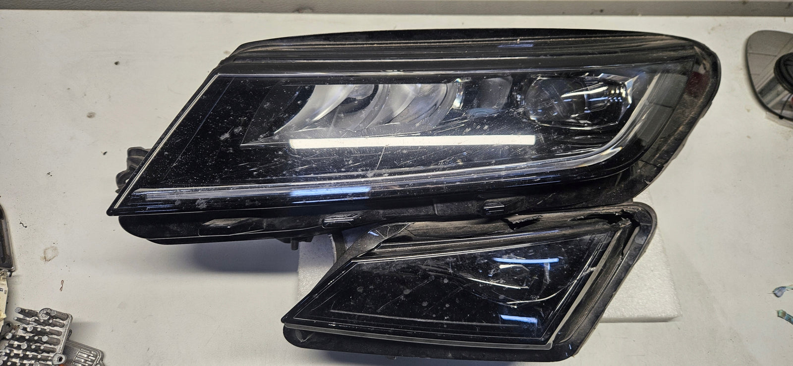 LE Full LED Skoda Kodiaq 566941015H 2021r