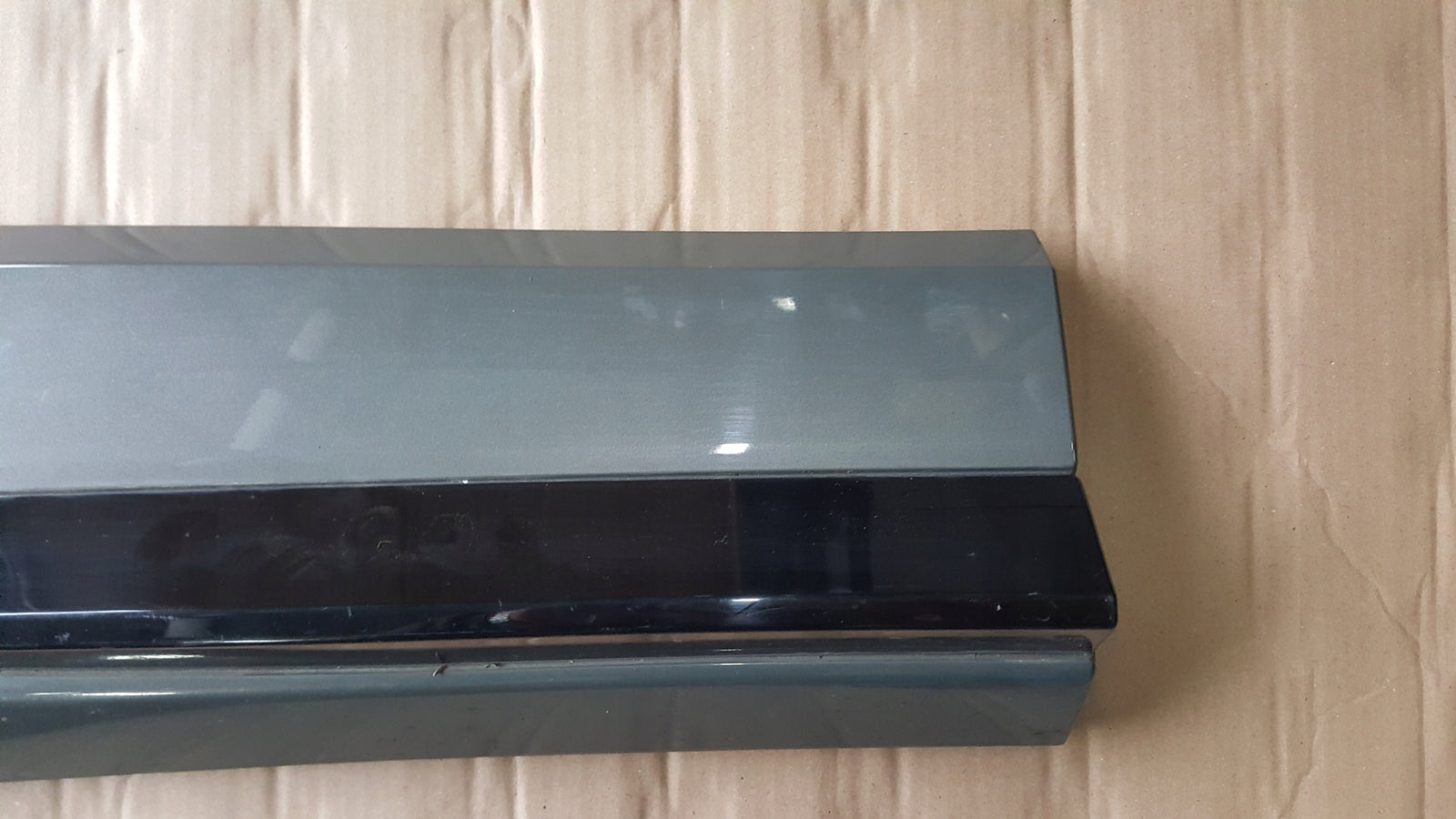 Listwa drzwi prawy tył AUDI Q3 II 83A853970A/B