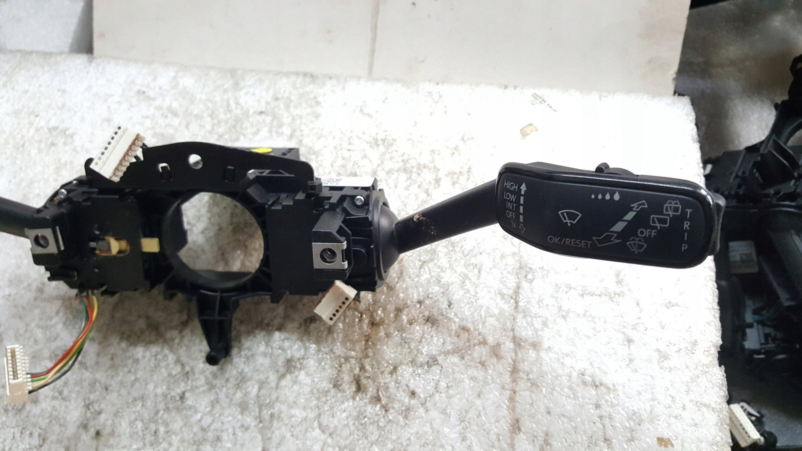 PRZEŁĄCZNIK ZESPOLONY GOLF SPORTSVAN 5Q0953507DJ 5Q0953513AA