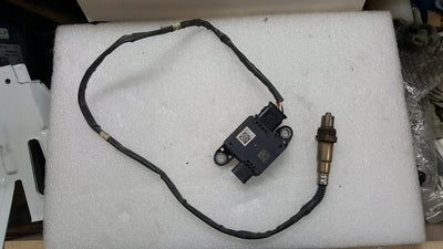 Sonda lambda czujnik NOX VW CRAFTER 2.0 TDI 03N906261D demontaż