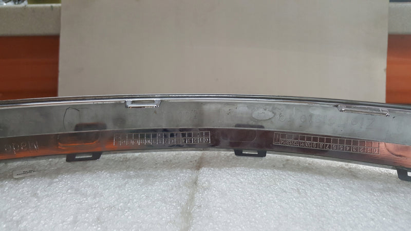 Listwa chrom zderzaka tylnego prawa strona VW TOUAREG 760853842 demontaż