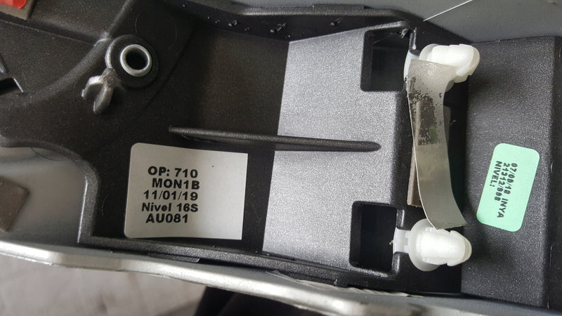 Listwa błotnika lewy przód AUDI Q3 8U0853717A NOWA