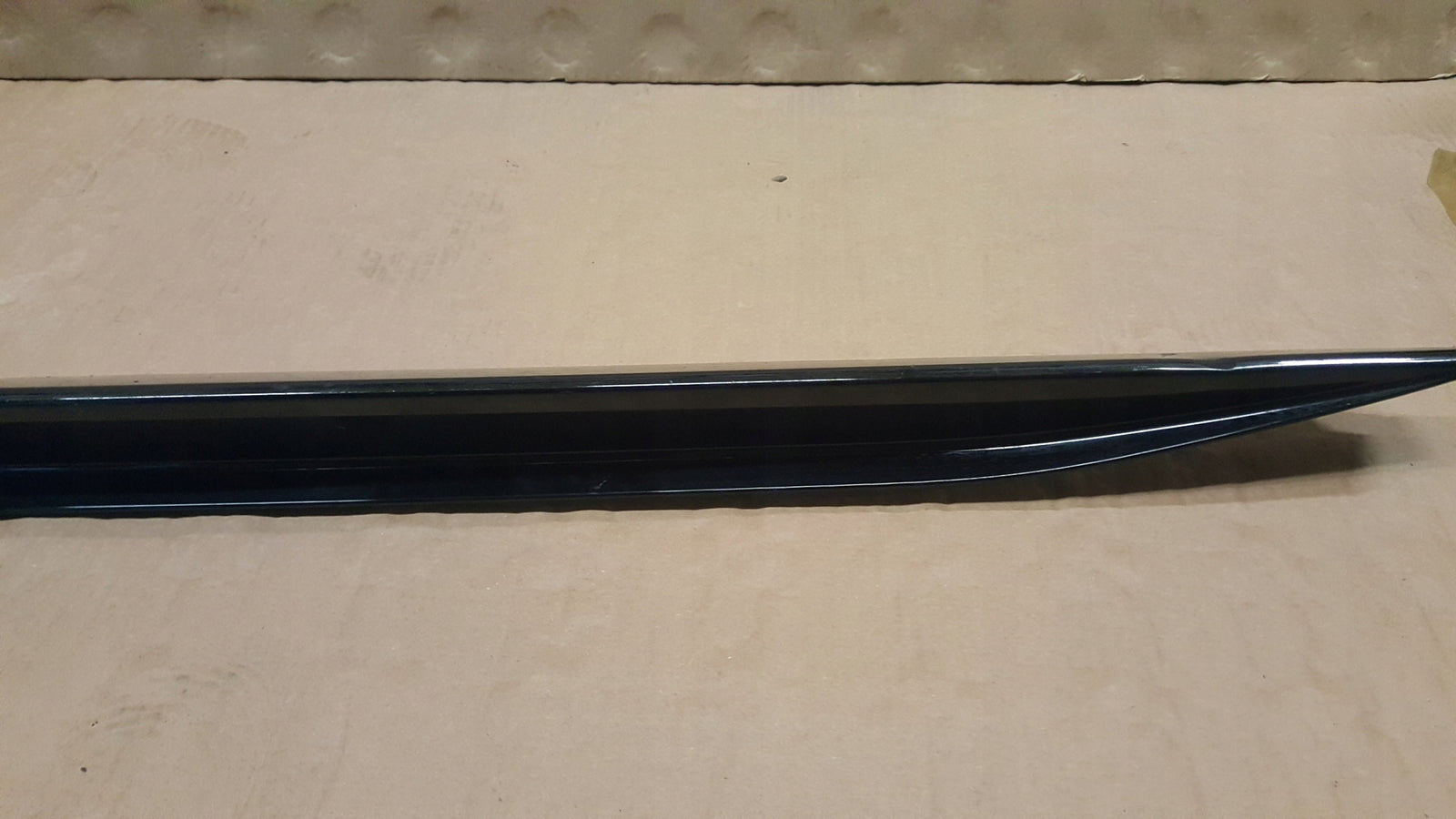 Listwa progowa prawa Audi RS7 4K8854868A RS-7 C8 A7 RS 19-
