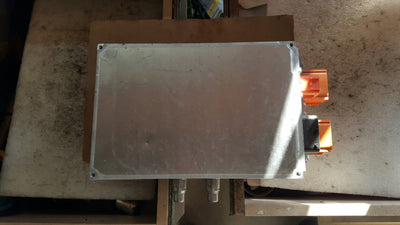 Ładowarka akumulatora PORSCHE TAYCAN AUDI E-TRON 5QE915684DA demontaż