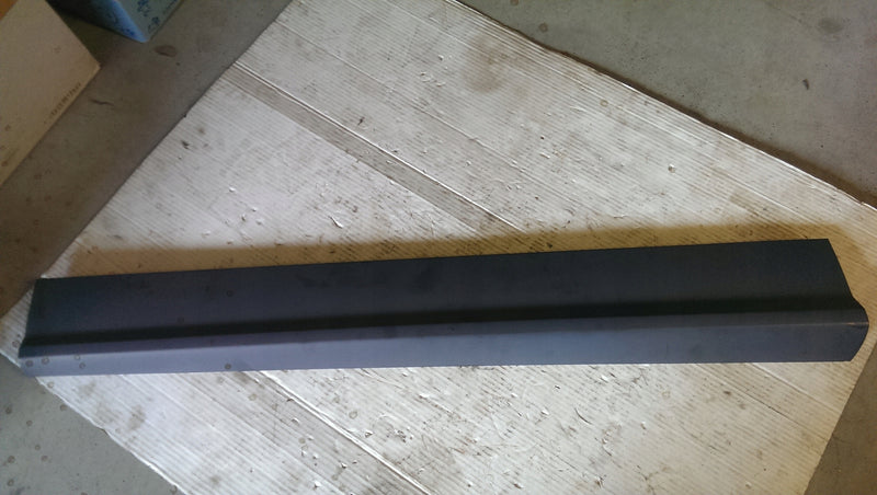 Listwa drzwi lewy przód AUDI Q5 S-LINE 80A853959B