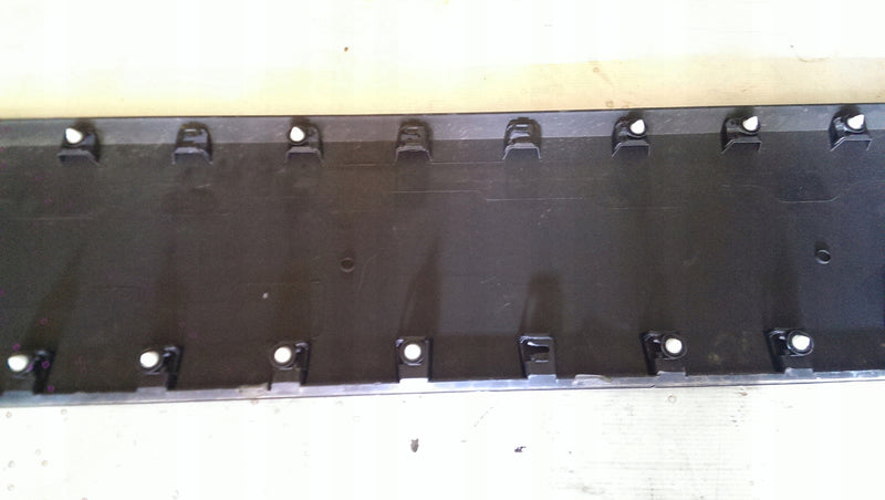 Listwa boczna prawa VW CRAFTER II MAN 7C0853518B