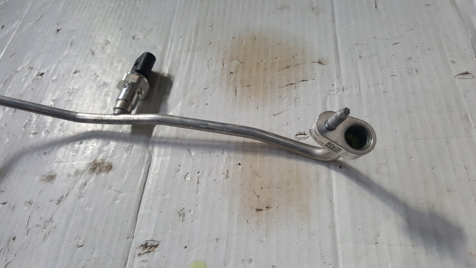 Rurka przewód klimatyzacji VW AUDI SEAT SKODA 5Q0816741C demontaż