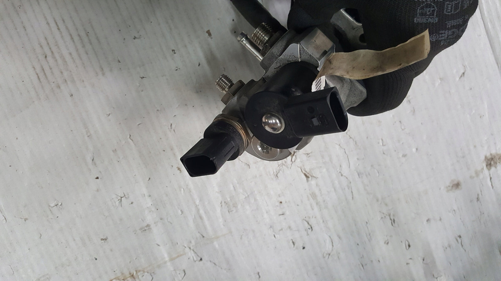 Zawór regulacji rozdzielacz VW AUDI SEAT SKODA 5R3906011 5Q0906109E demonta