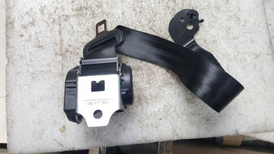 A6 C8 4K PAS BEZPIECZEŃSTWA ŚRODKOWY KANAPY OPARCJA TYŁ 4K8857807D A7 4K