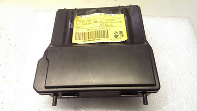 NOWA osłona sterownika bluetooth AUDI A5 8T0035613