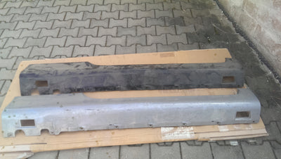 Listwa progowa prawa AUDI TT 8J0853856D ORYGINAŁ