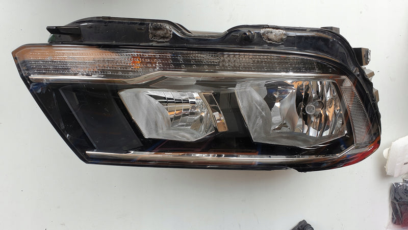 Pr reflektor Vw Tiguan 5NB941006B 2018r DEMONTAŻ