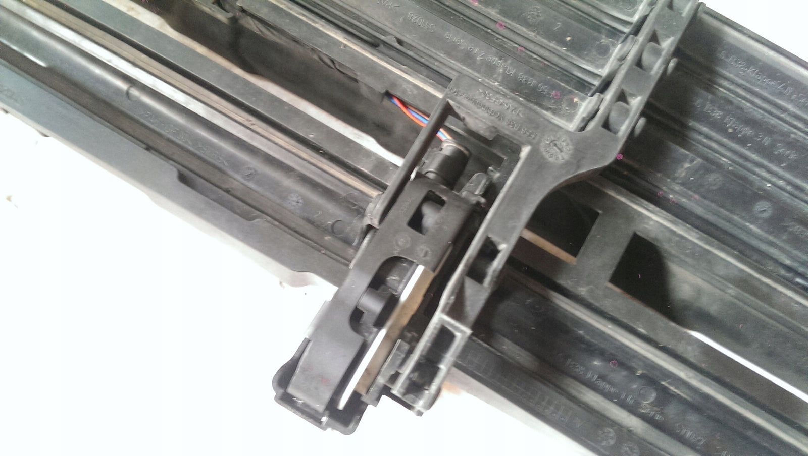 Kierownica powietrza przód MINI F55 F56- 7 339 096