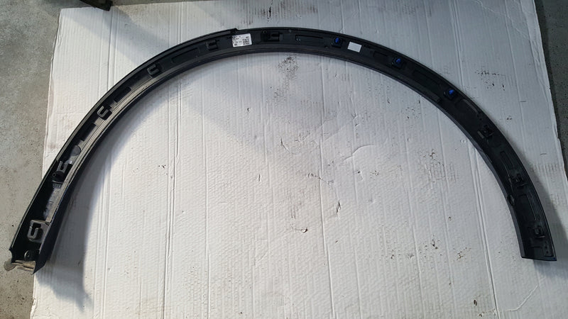 Listwa błotnika PR tył AUDI Q4 E-TRON 89A853818C