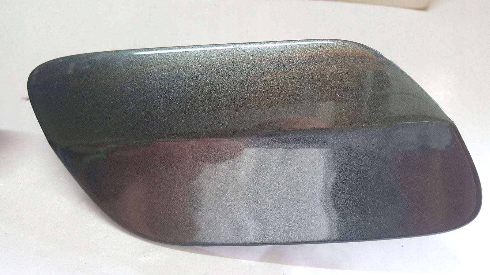 Zaślepki spryskiwaczy lewy + prawy przód AUDI Q7 4M0807753E 4M0807754E