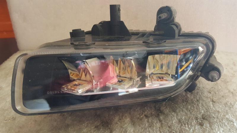 PR halogen LED VW PHAETON lift 3D0941700D demontaż