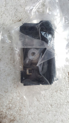 ŚLIZG ZDERZAKA PRZÓD ŚRODKOWY TAIGO 21- 2G7805705