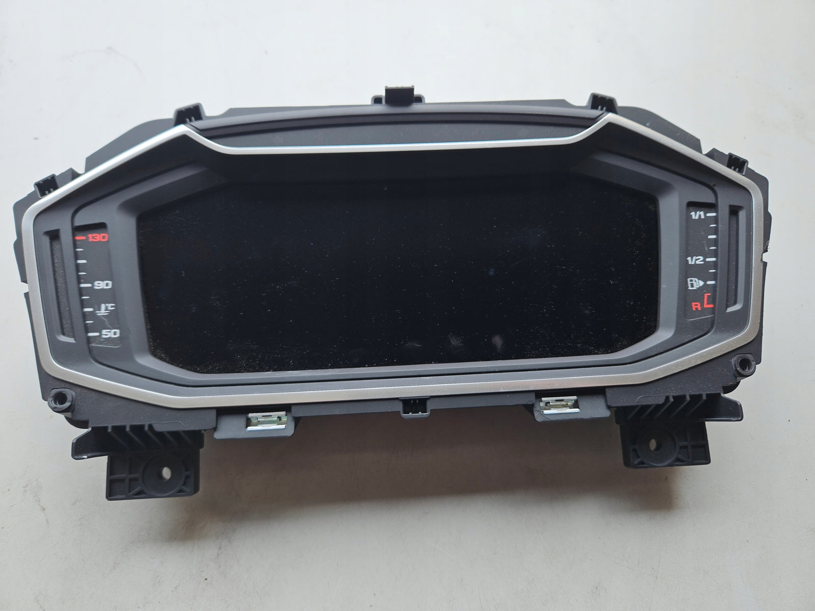 Licznik zegary virtual LCD AUDI A1 82A920710D